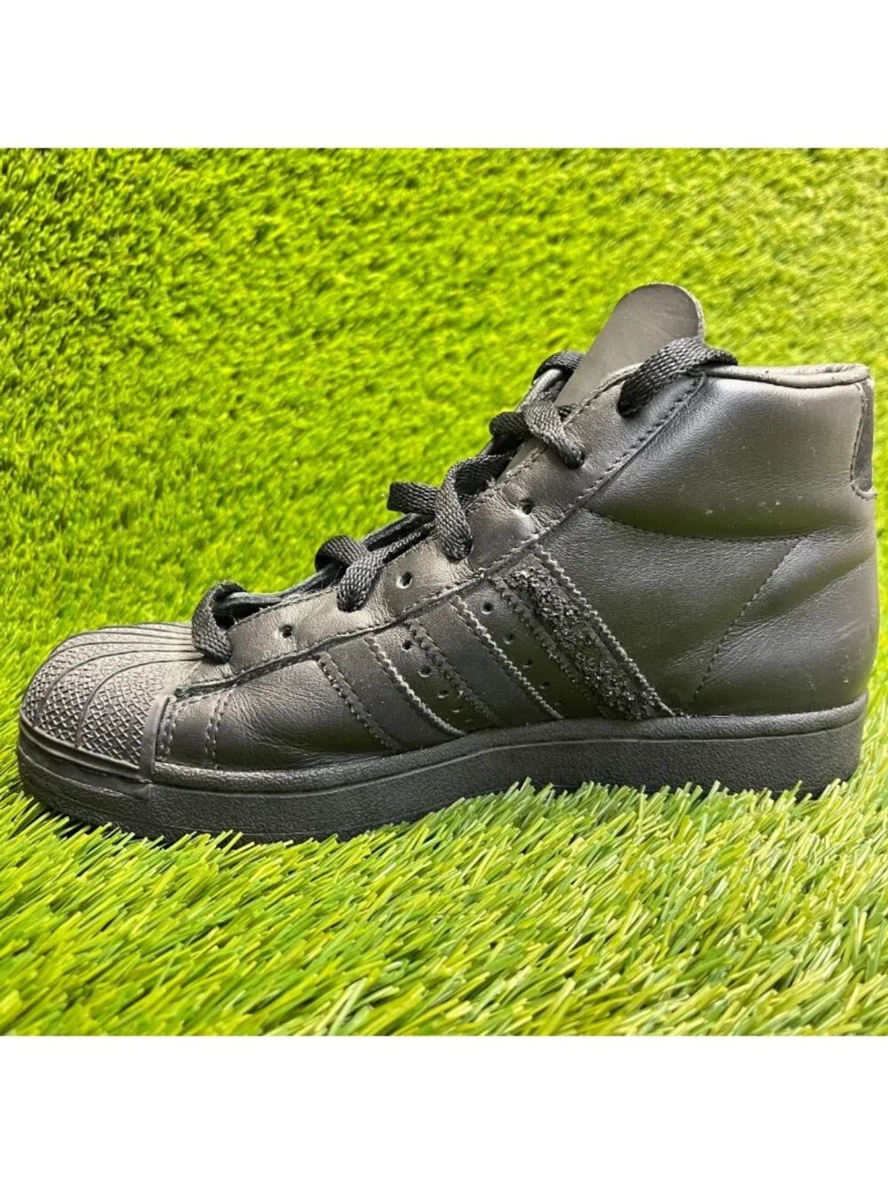 Adidas Pro Model Boys Size 5Y Triple Black Athletic Leather Shoes Sneakers